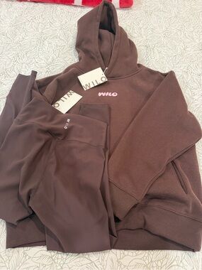 WILO The Label Chocolate Brown Hoodie with Pink Accent SET